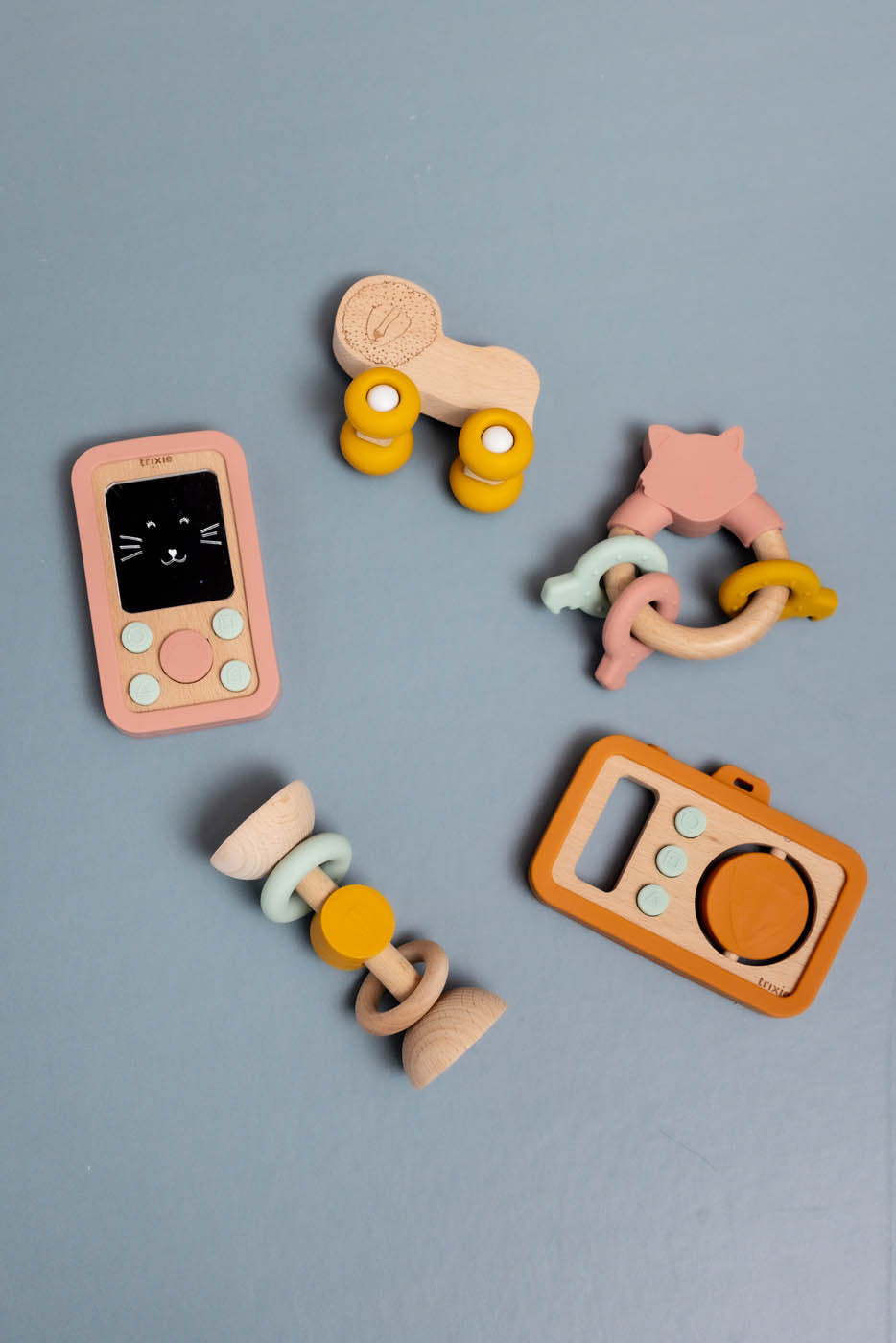 Wooden silicone baby phone - Mrs. Cat - FSC 100%