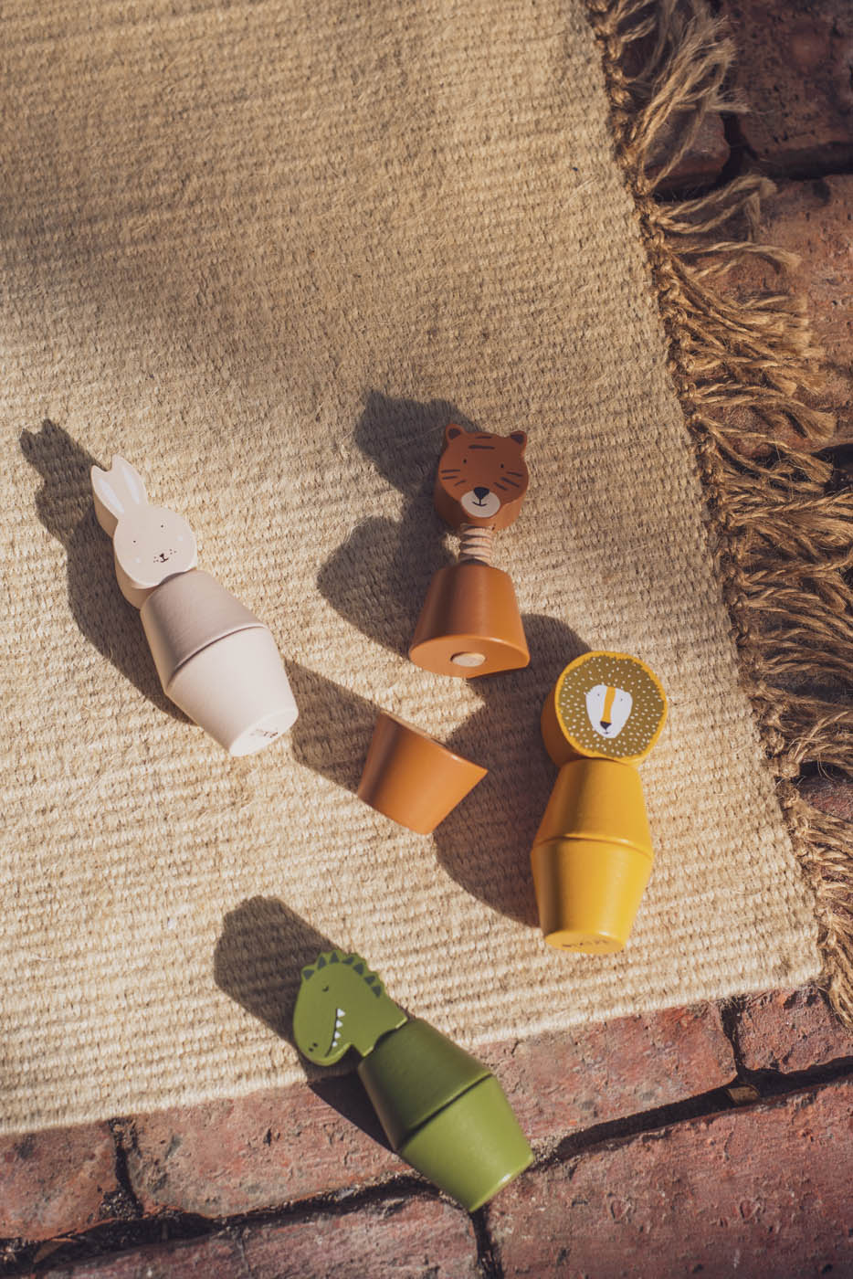 Trixie Wooden twist animals