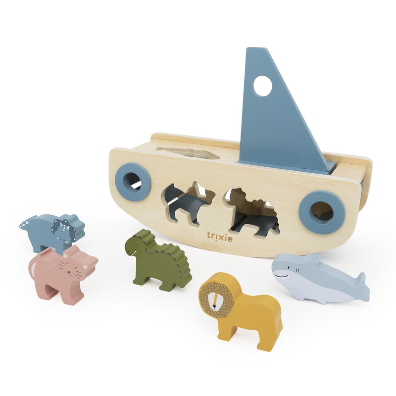 Wooden sailboat sorter - FSC 100%