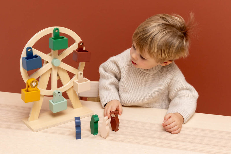 Trixie Wooden ferris wheel