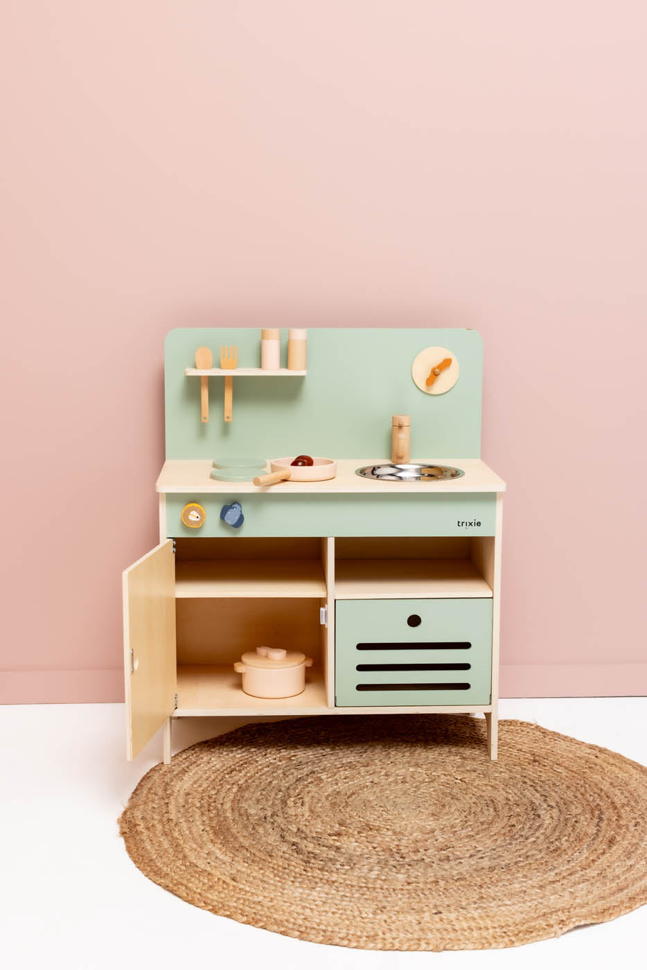 Trixie Wooden kitchen
