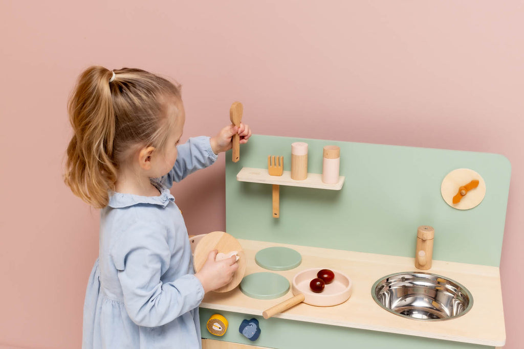 Trixie Wooden kitchen