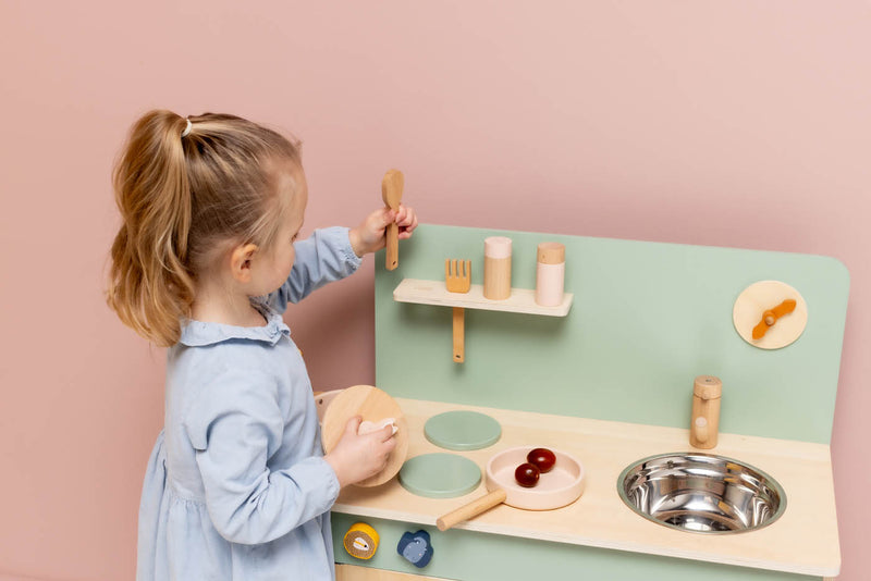 Trixie Wooden kitchen