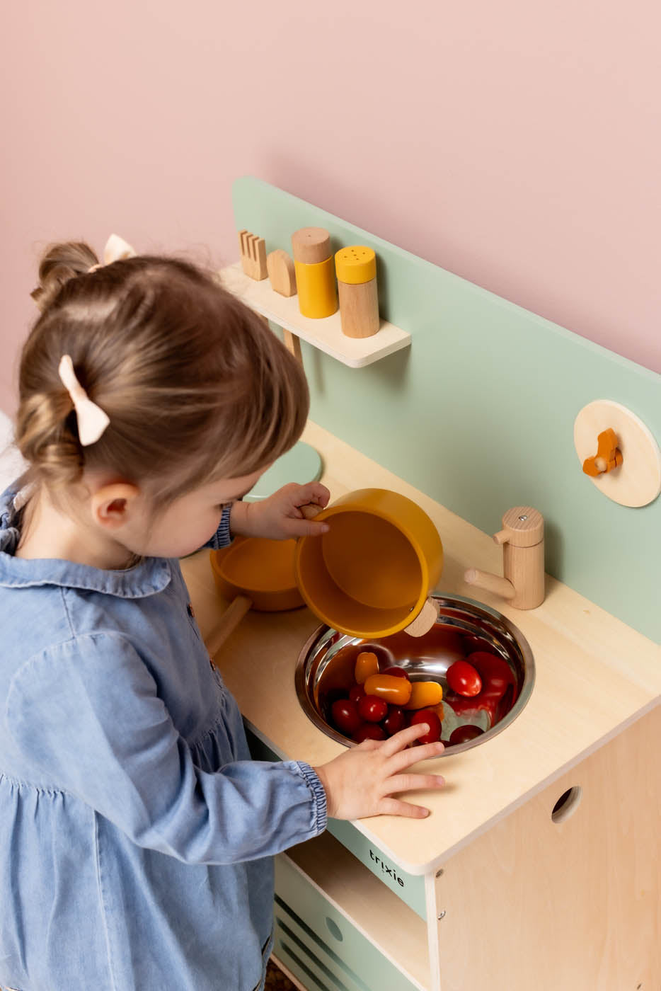 Trixie Wooden kitchen