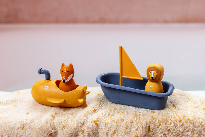 Trixie Bath toy submarine - Mr. Fox