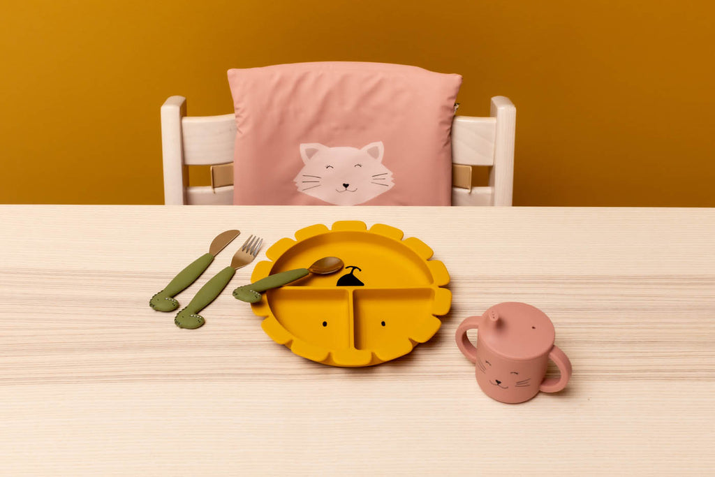 Trixie mealtime essentials