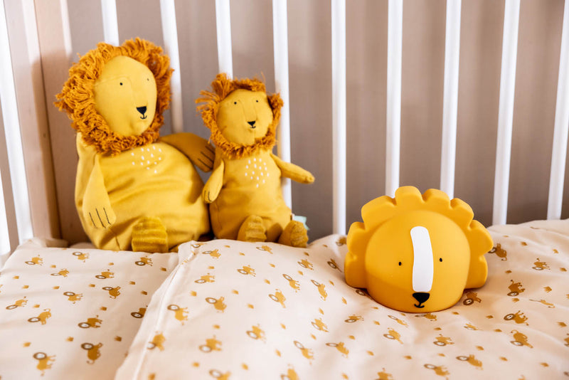 Trixie bedtime essentials Mr. Lion night light 