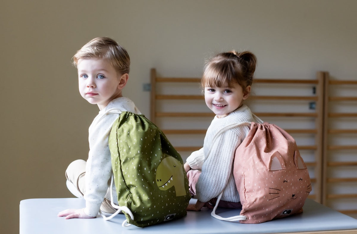 Trixie drawstring bags Mr. Dino and Mrs. Cat